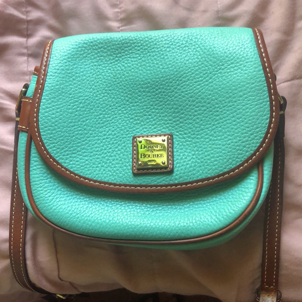 Dooney & Bourke cross body